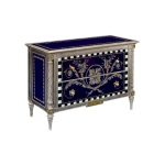 Walnut Chest of Drawers